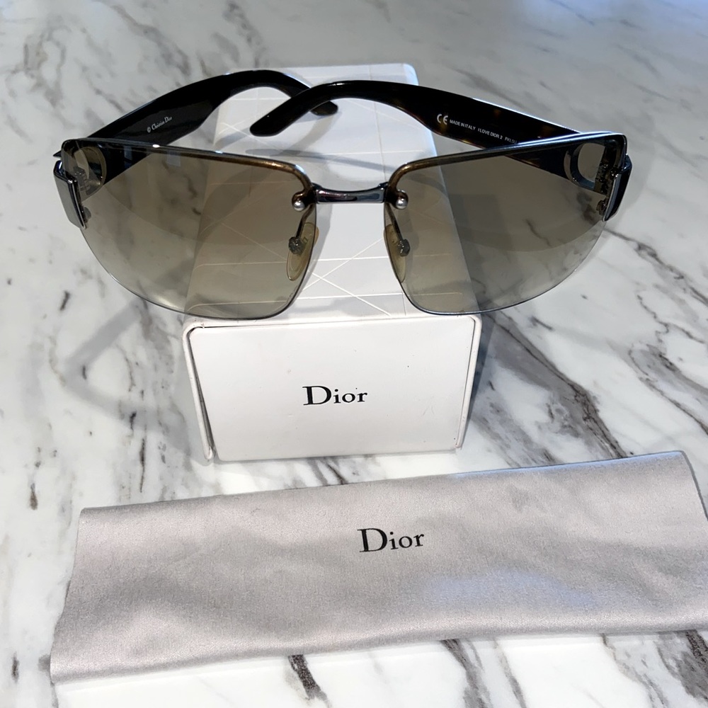 CHRISTIAN DIOR I LOVE DIOR 2 TORTISE SHADES IN BOX